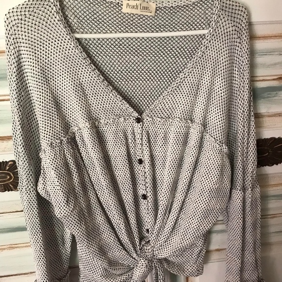 Peach Love California Tops - Black and White Cover Up